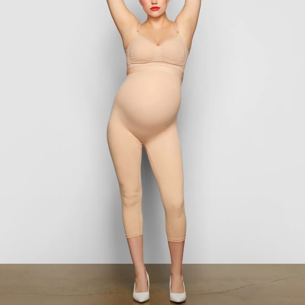 SKIMS Maternity Solutionwear Tight in Clay